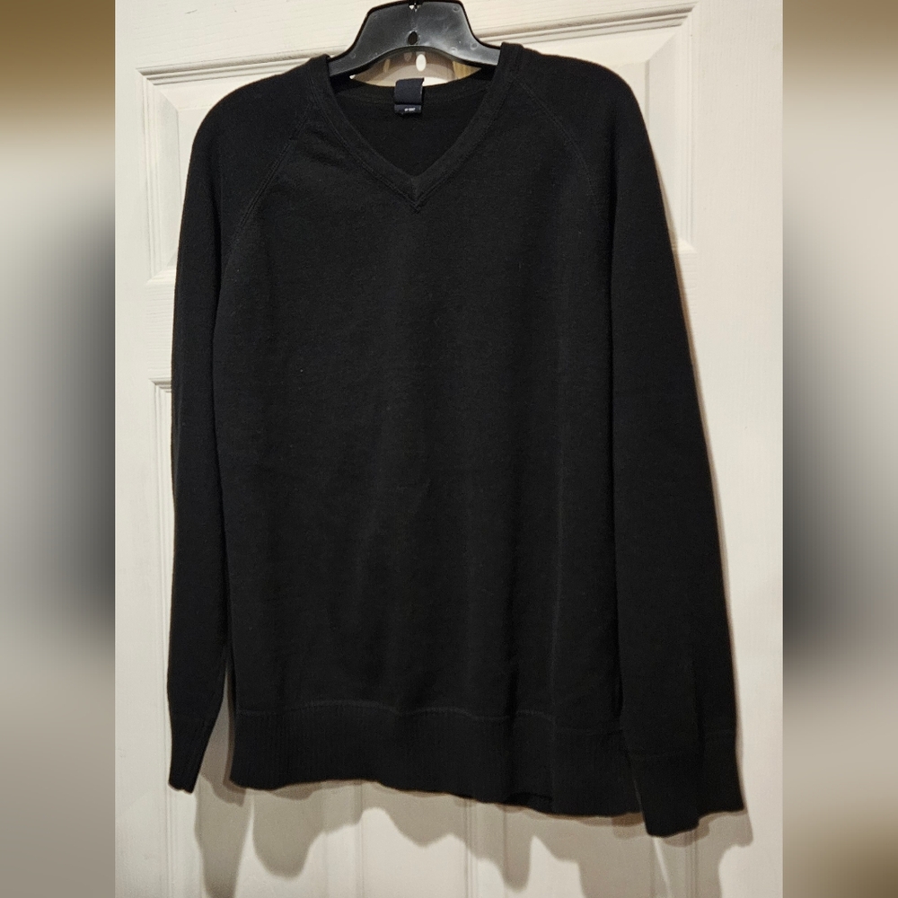GAP SWEATER